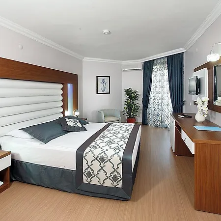 Lima Hotel 4*
